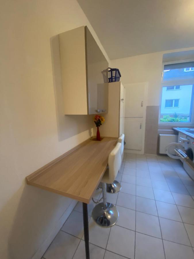 Ruhige Gemuetliche Wohnung Altbau In Zentraler Lage Wiesbaden Buitenkant foto